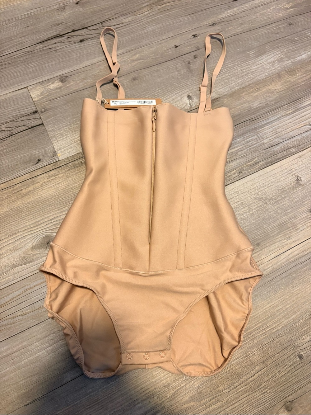 SKIMS Kim Kardashian CS waist cincher butt lifting brief medium new with tags
